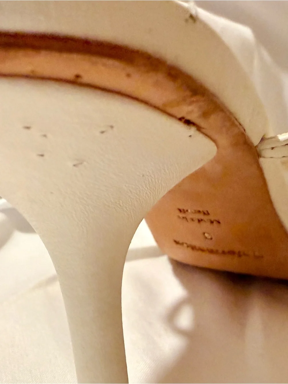Reformation Ivory Strappy Square-Toe Heeled Sandals Size 6 -FLAWED